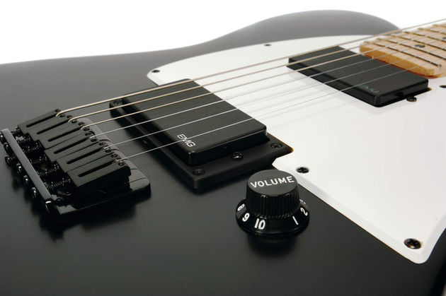 It has EMG pickups.